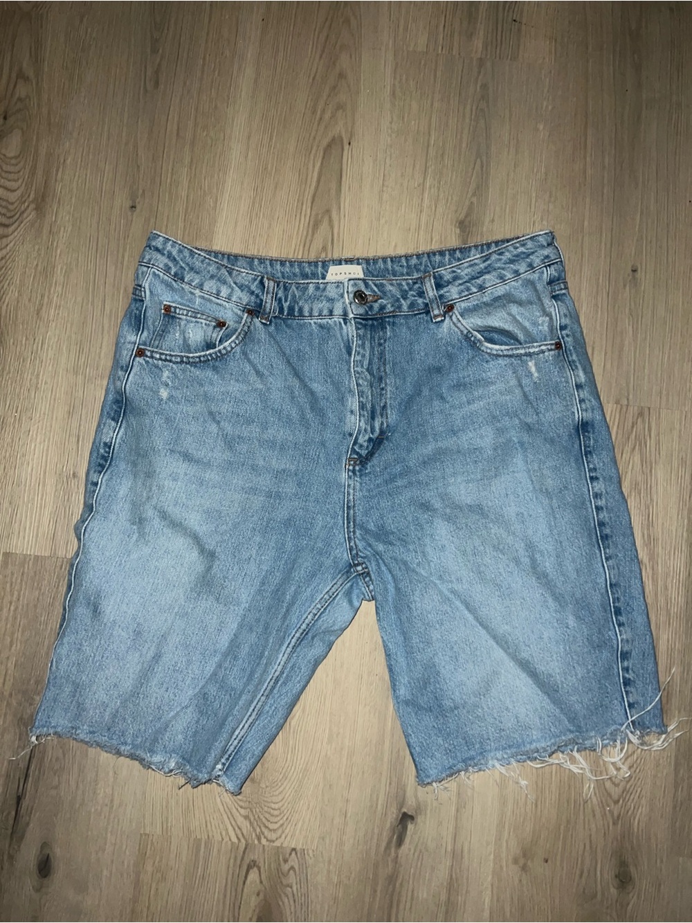 Topshop Light Wash Denim Shorts – Size 14 – Frayed Hem